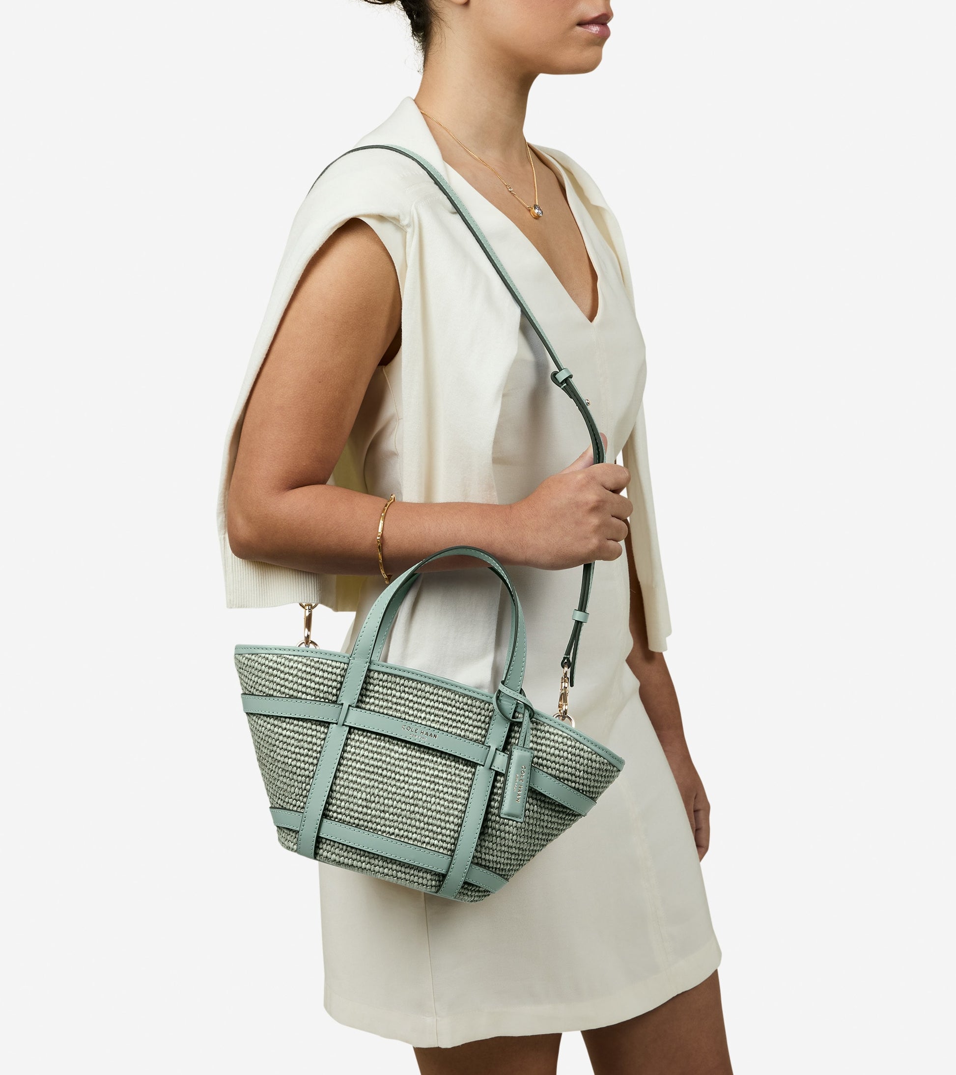 U08155:LILY PAD:0000