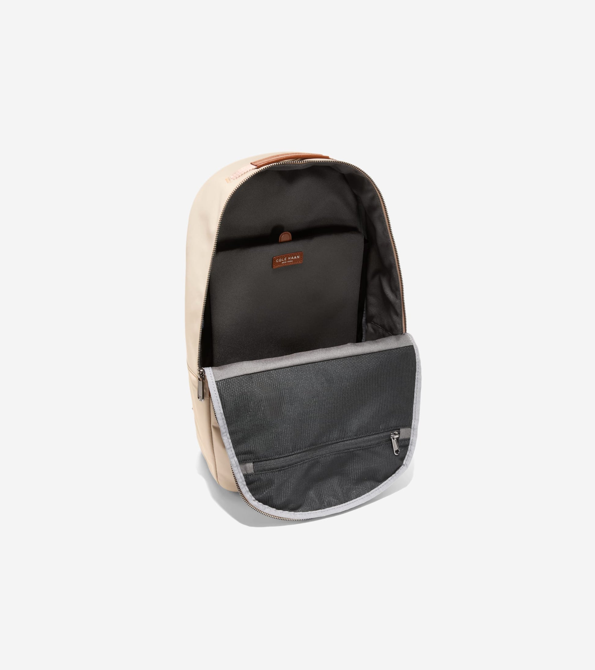 Chole Haan حقيبة ظهر كارسون للرجال | Backpacks Chole Haan حقيبة ظهر كارسون للرجال | Backpacks