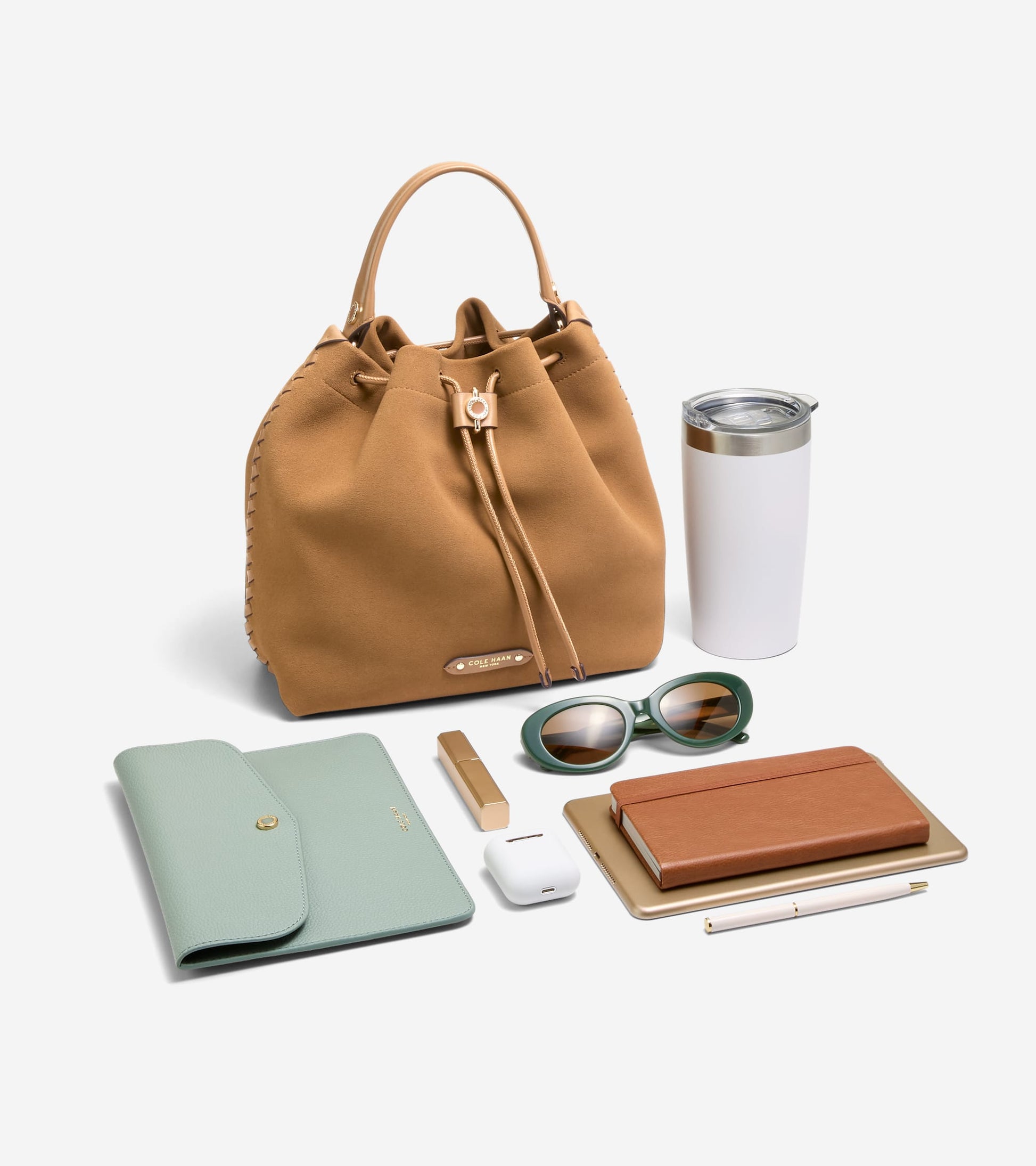 Chole Haan حقيبة باكيت إيزابيلا للنساء | Shoulder Bag Chole Haan حقيبة باكيت إيزابيلا للنساء | Shoulder Bag