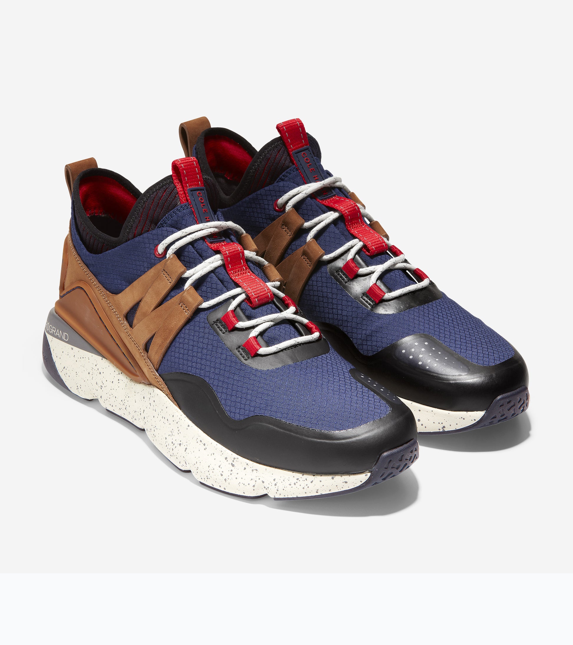 ZERØGRAND Trail Sneaker