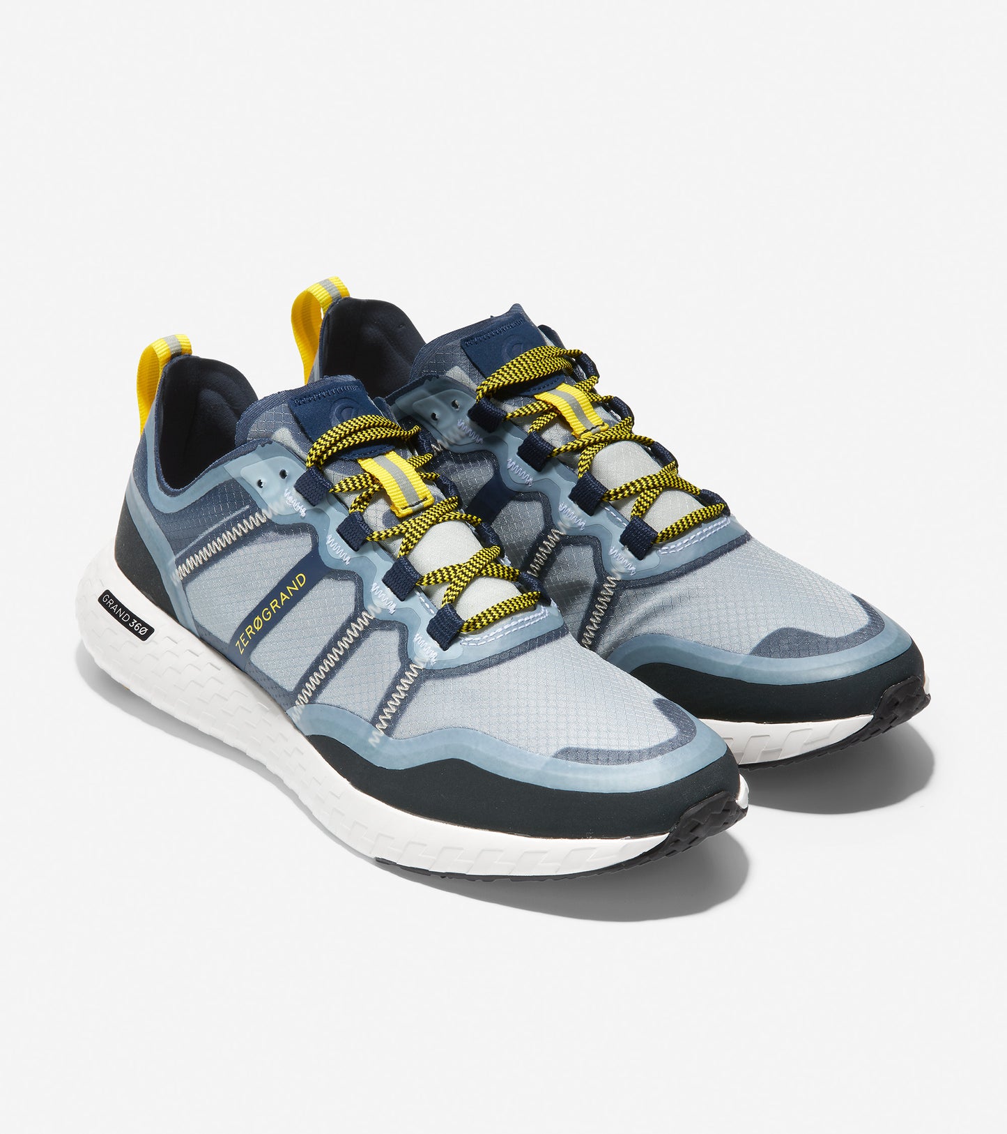 ZERØGRAND Outpace Running Shoe