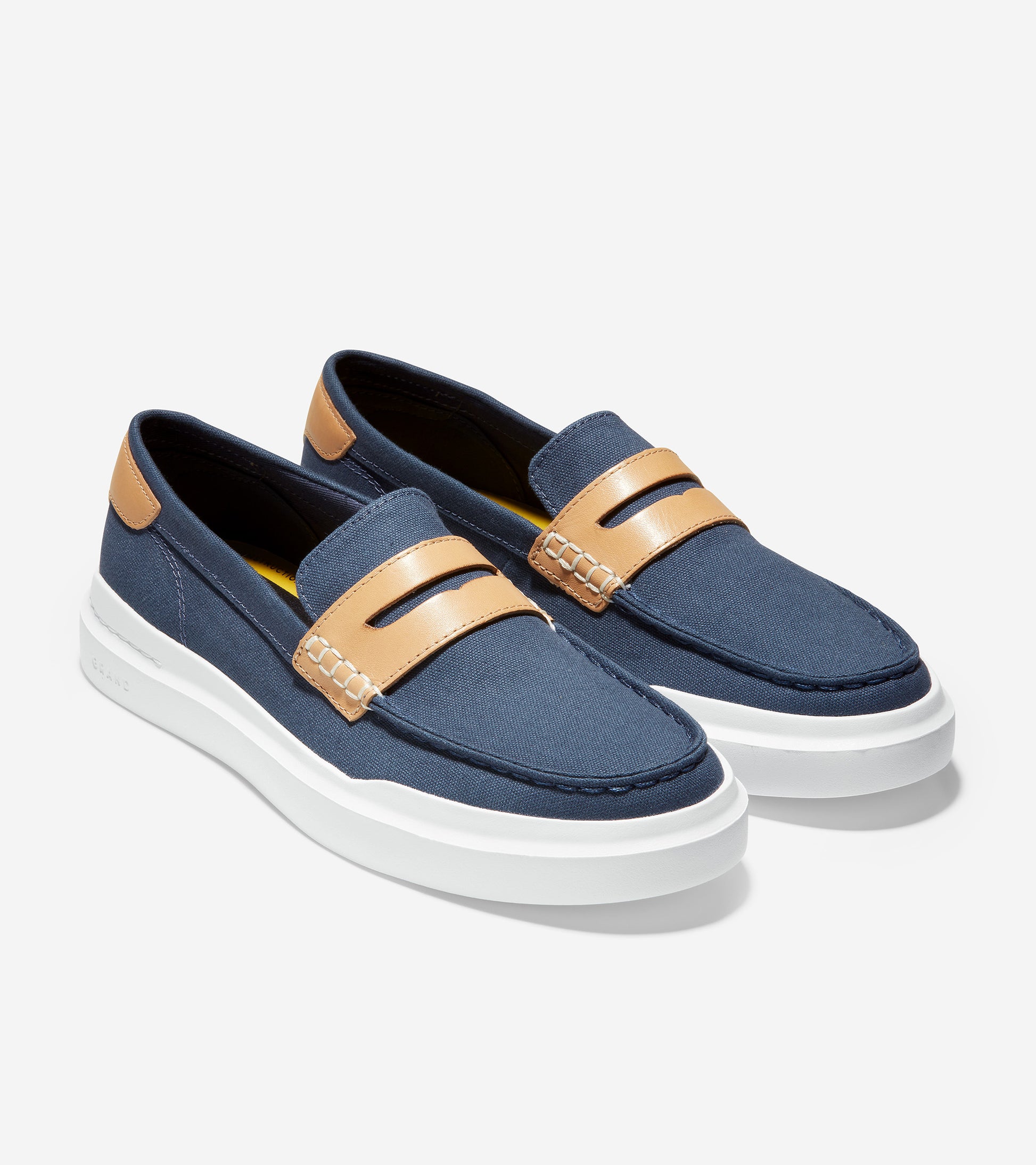 GrandPrø Rally Canvas Penny Loafer