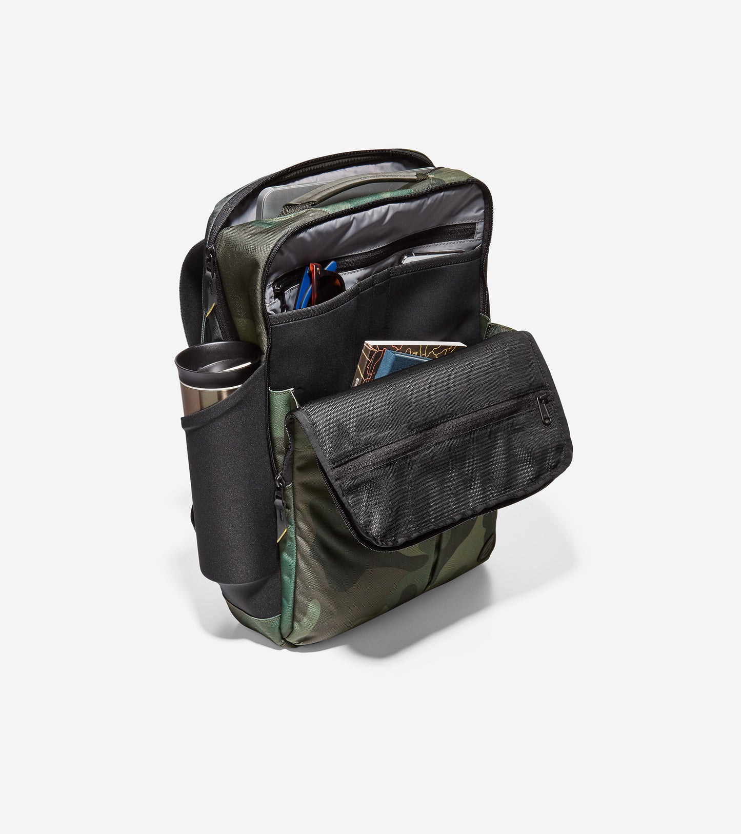 ZERØGRAND Slim Convertible Backpack