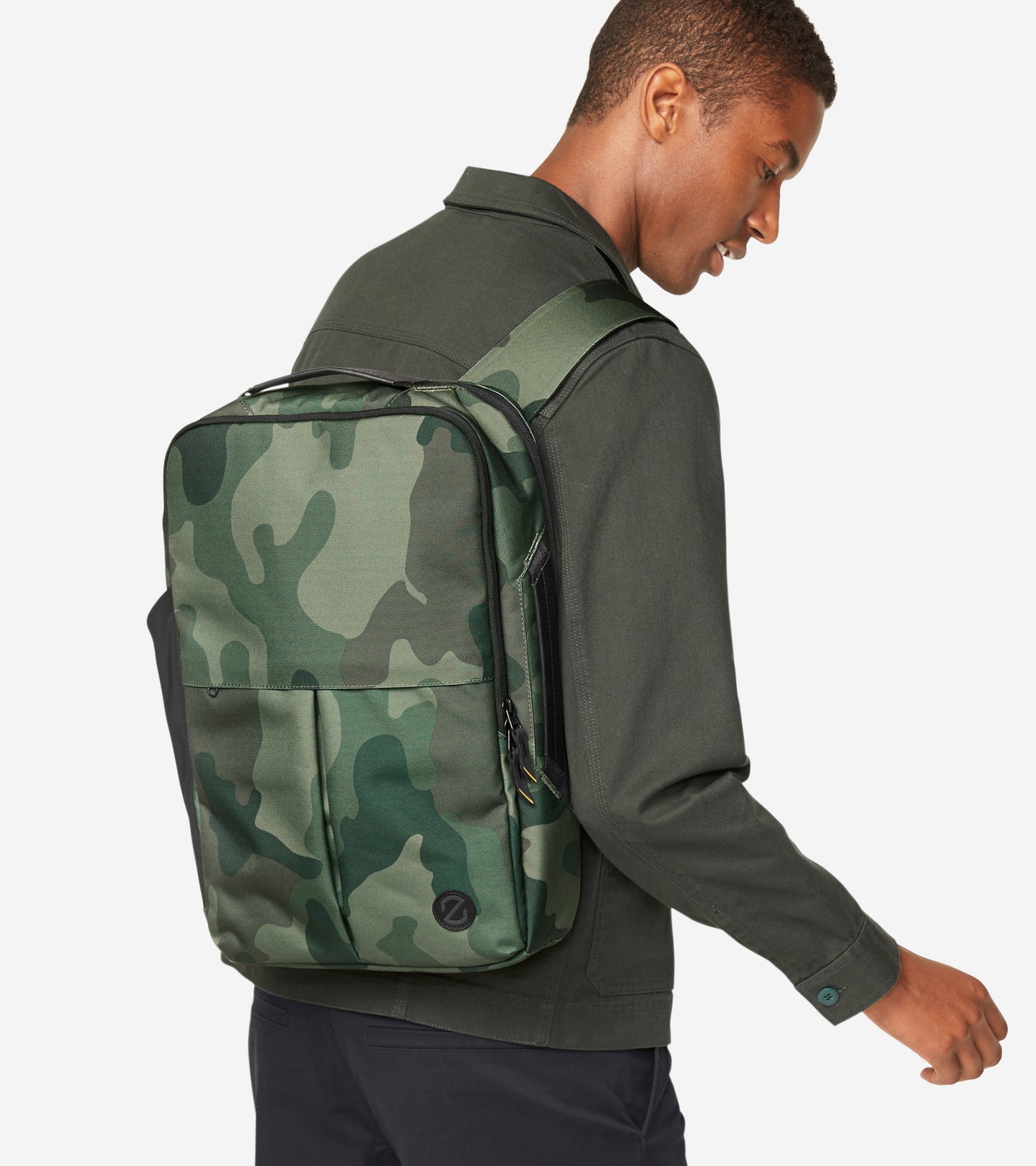 ZERØGRAND Slim Convertible Backpack