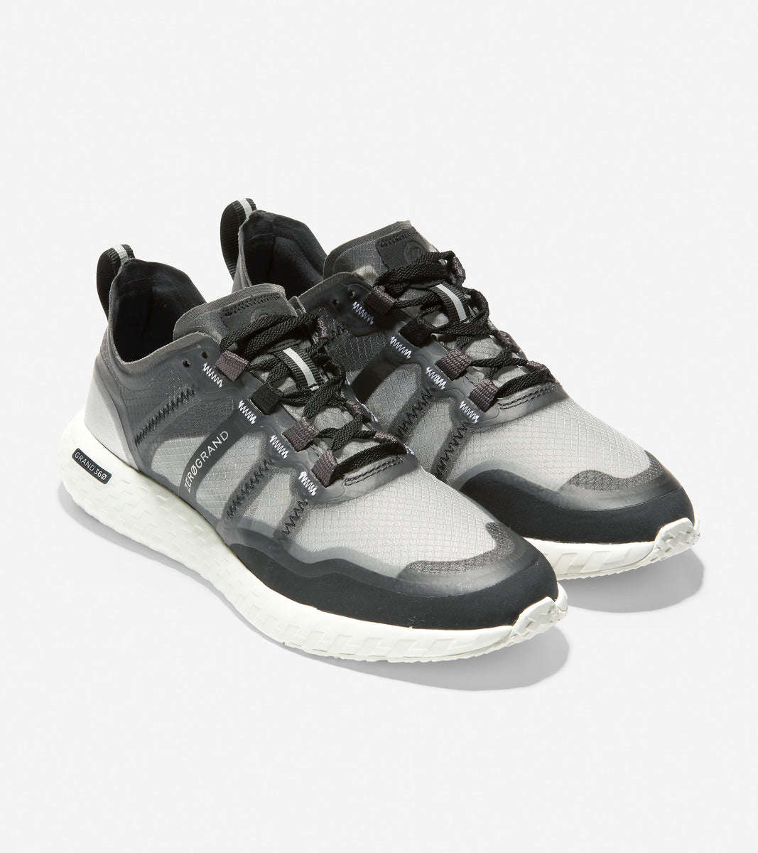 ZERØGRAND Outpace Running Shoe